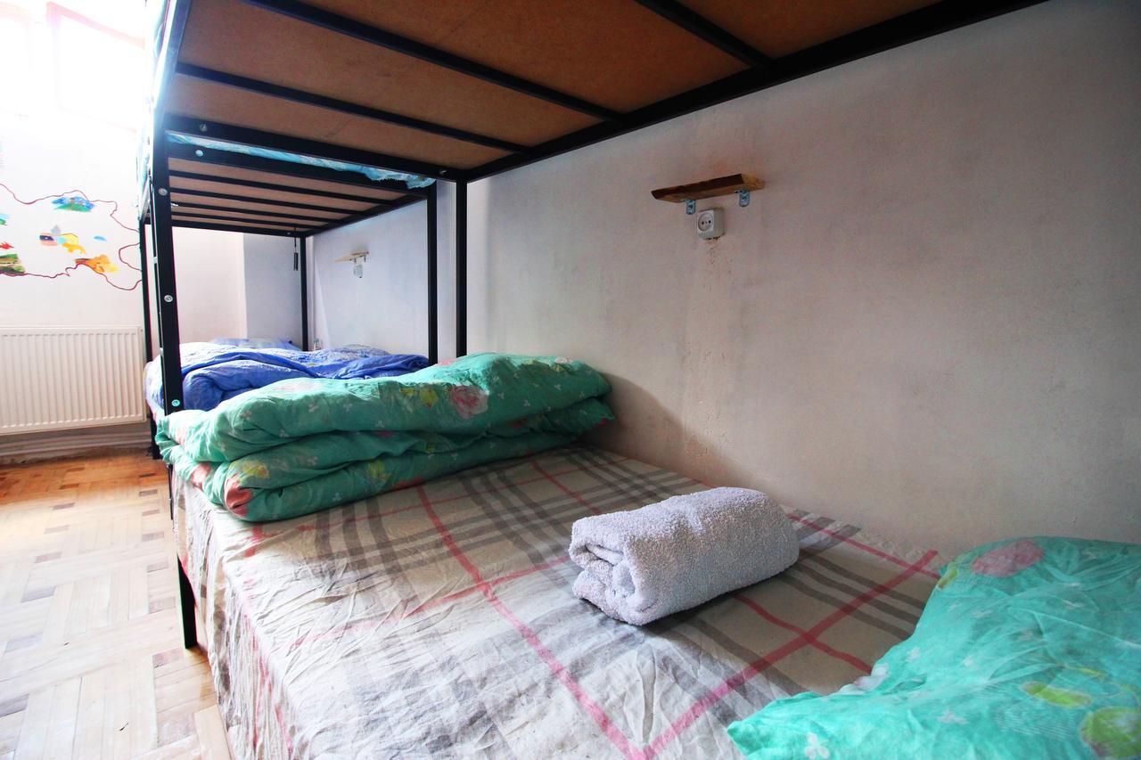 Sheni Hostel ティビリシ エクステリア 写真