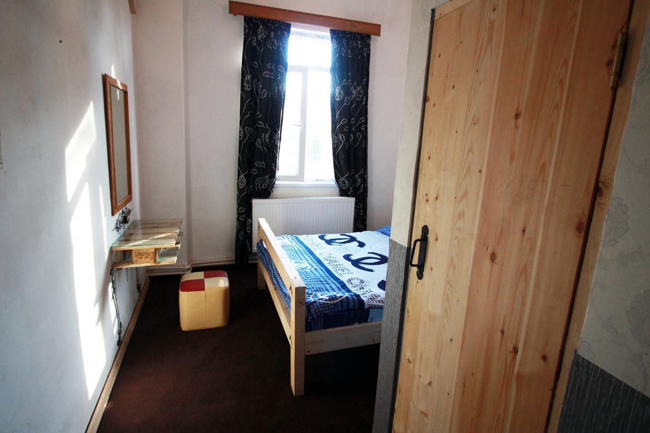 Sheni Hostel ティビリシ エクステリア 写真